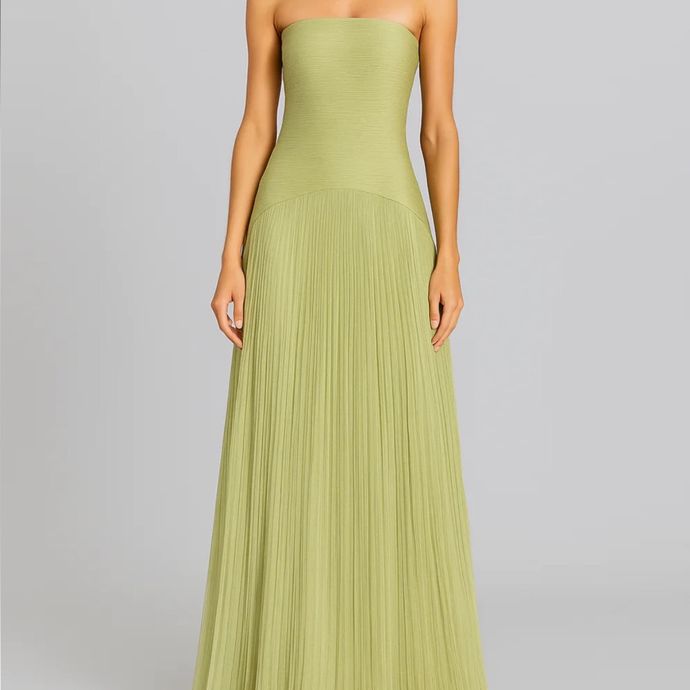 Elegant Strapless Green Dress